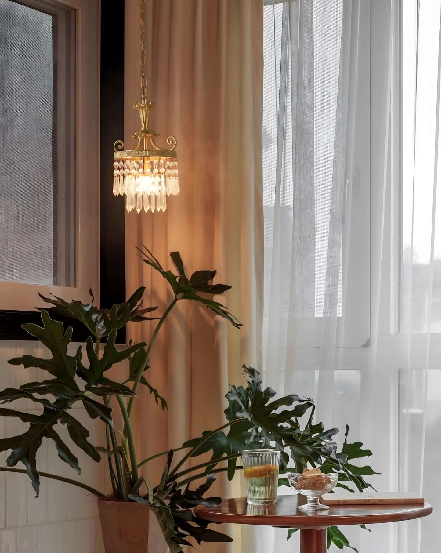 Jalsuma Chandelier